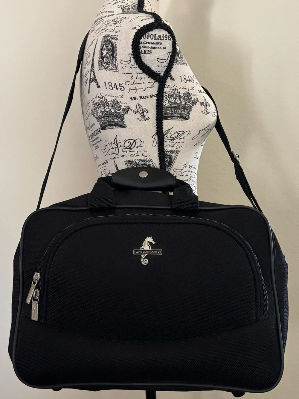 Atlantic Weekender Travel Bag with Shoulder Strap
